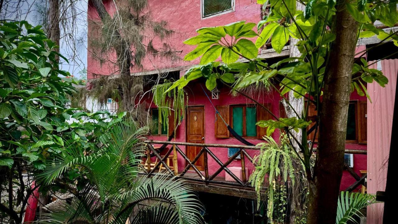Hostal Mamacucha Montañita Buitenkant foto