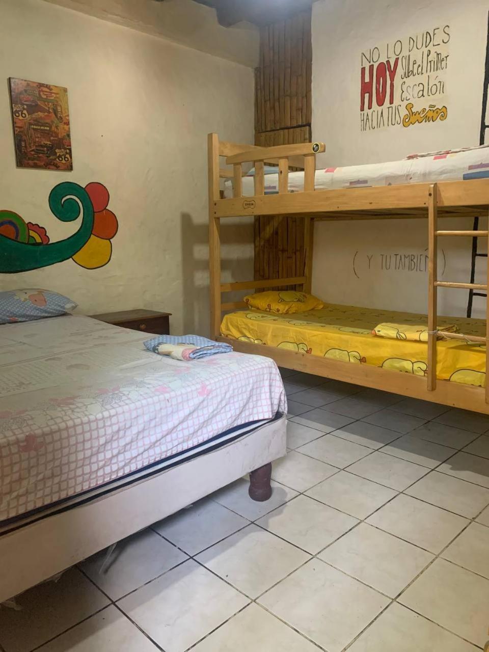 Hostal Mamacucha Montañita Buitenkant foto