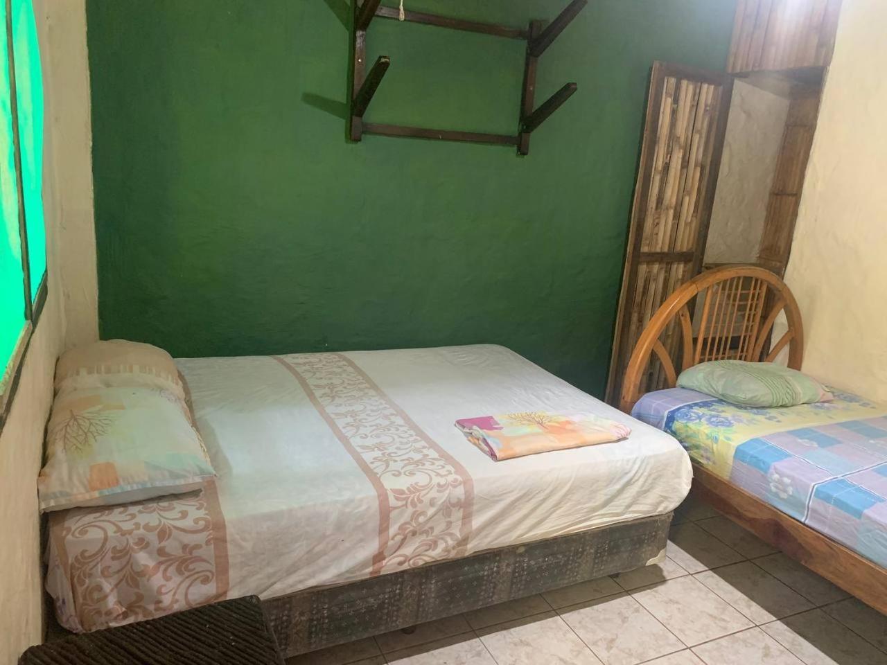 Hostal Mamacucha Montañita Buitenkant foto