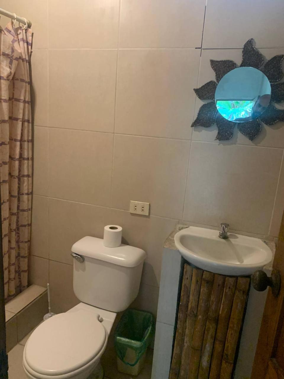 Hostal Mamacucha Montañita Buitenkant foto