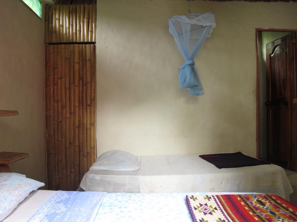 Hostal Mamacucha Montañita Buitenkant foto