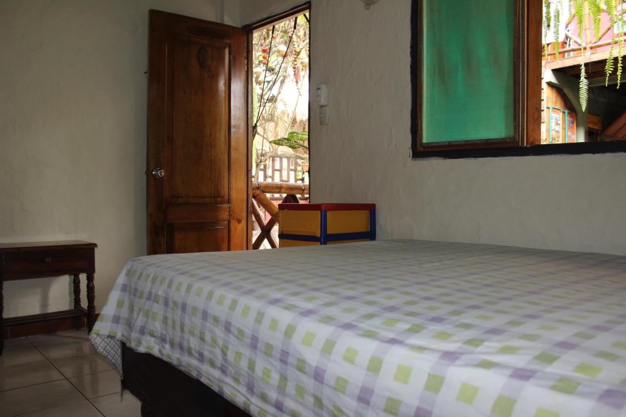 Hostal Mamacucha Montañita Buitenkant foto